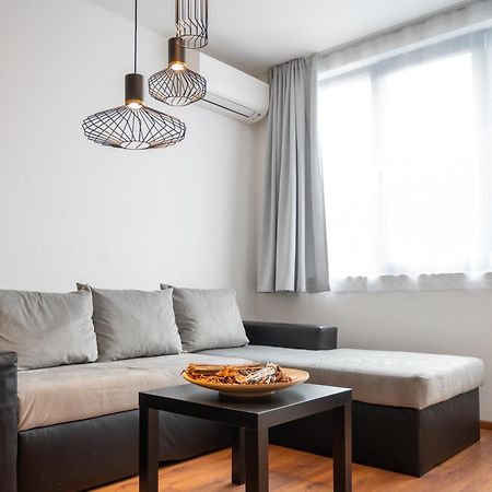 Sunny 1Bdr Apartment Near Center Sofia Extérieur photo