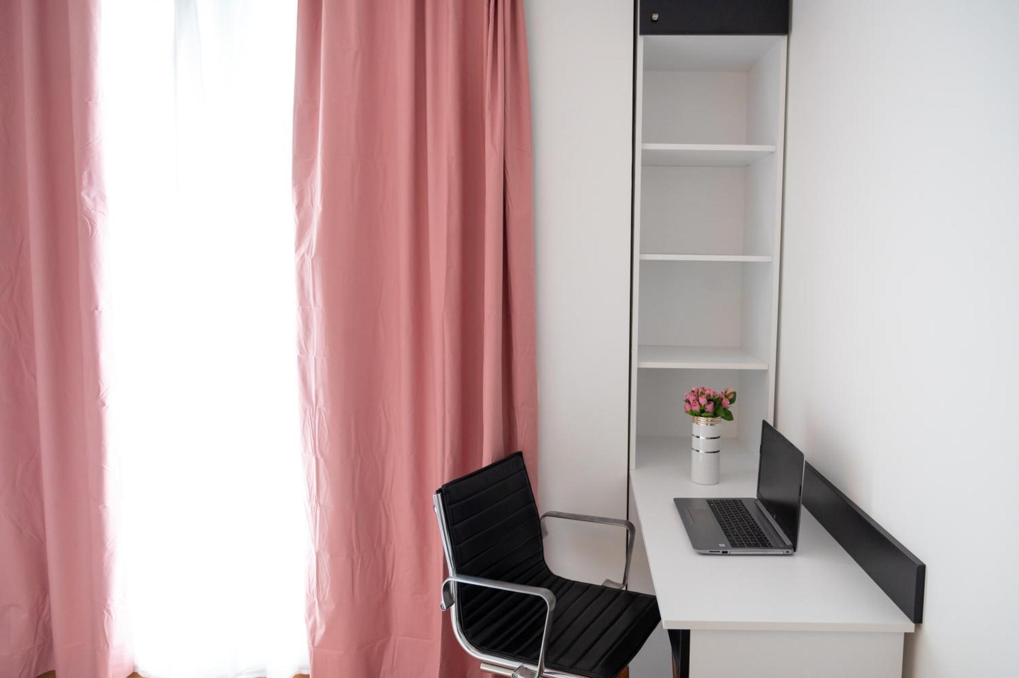 Sunny 1Bdr Apartment Near Center Sofia Extérieur photo